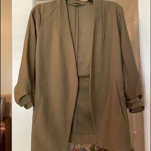 Olive blazer m